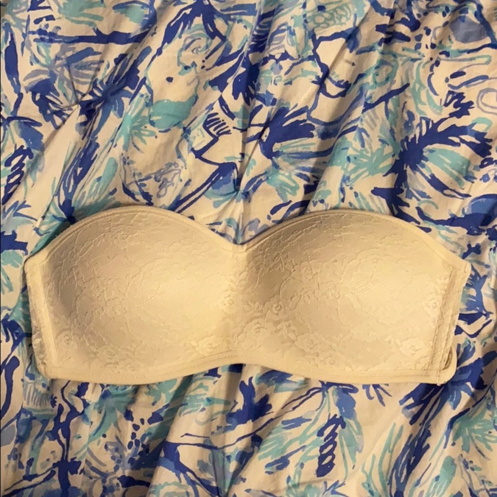 2/$25 VS PINK Strapless Bra